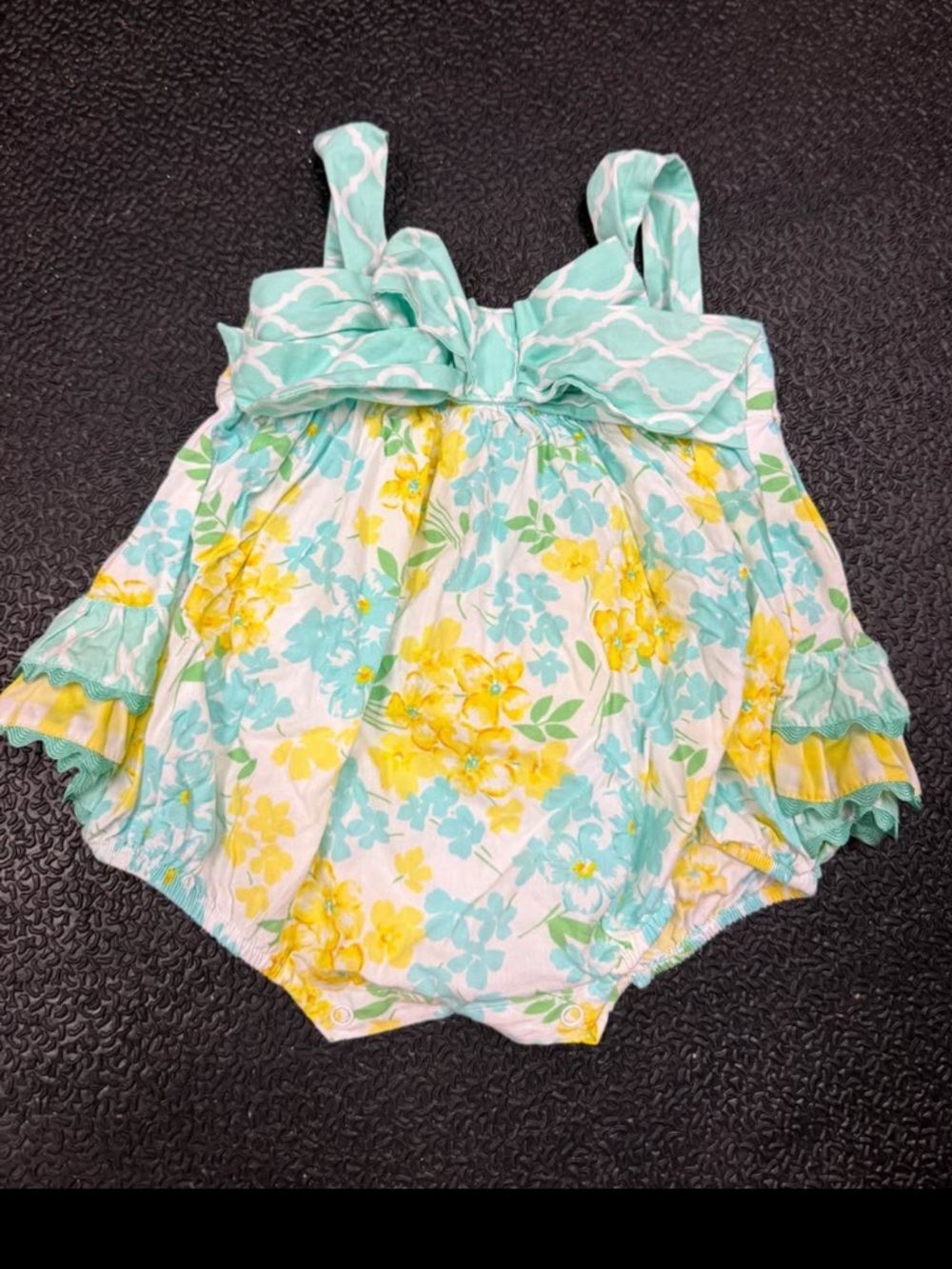 Sage & Lilly bubble